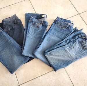 5x pair jeans size 8/9 and size 29 1x black pants size 7 ( seduction brand)